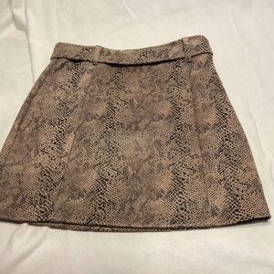 Haute Monde Skirt Small Snake Skin Print Mini Belt Side Zipper